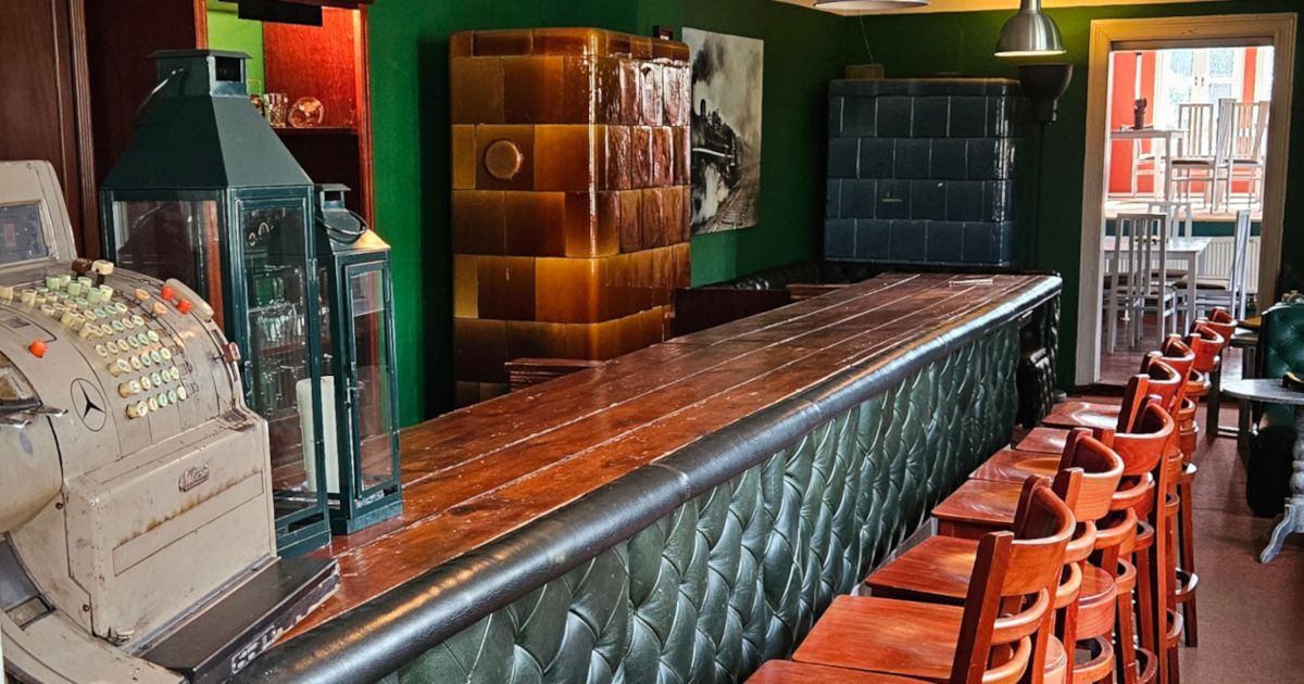 empty bar